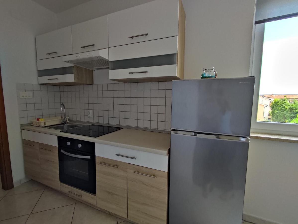 Three Lions Apartment Pula Ngoại thất bức ảnh